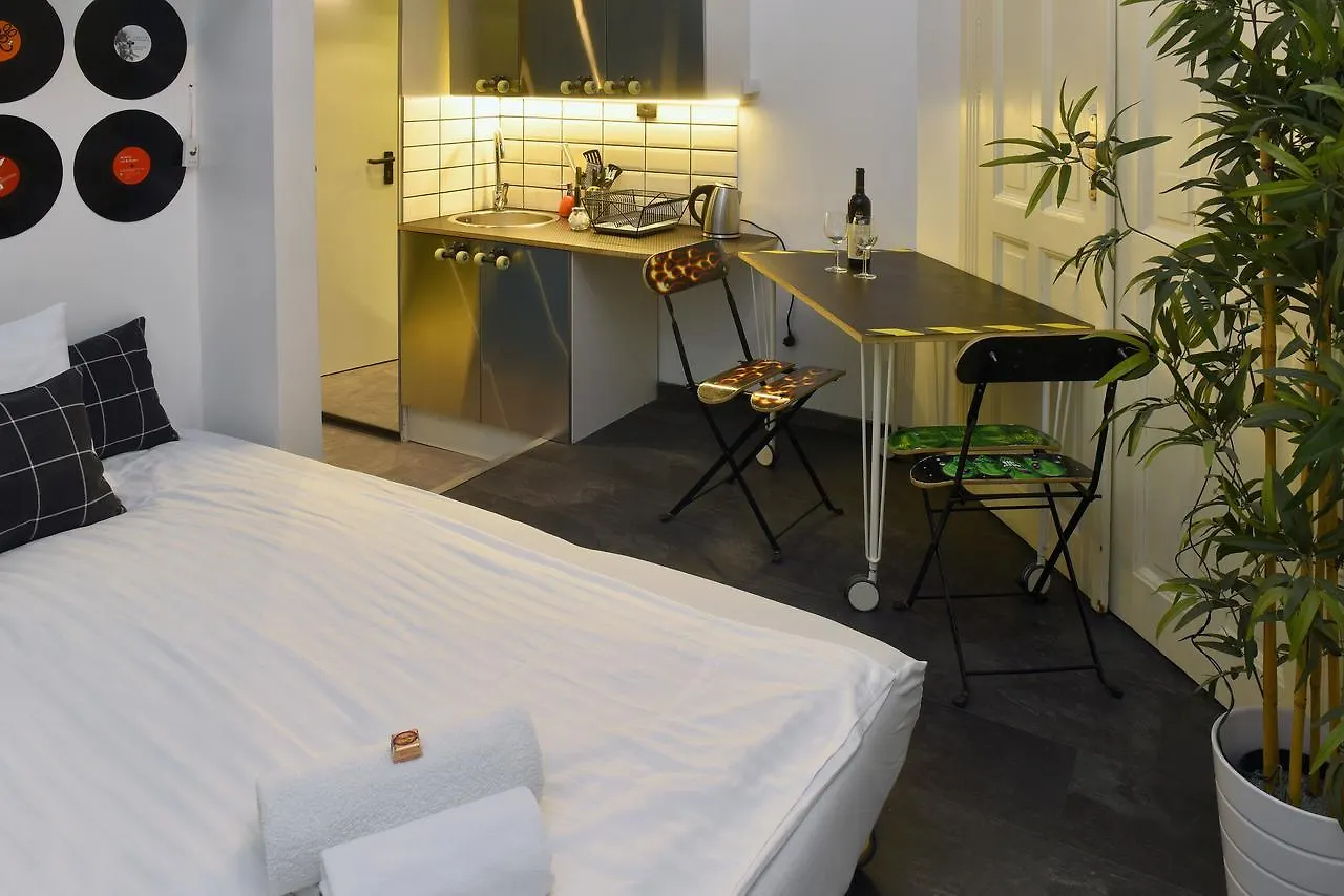 Aparthotel Walk Inn Vaci 42 Budapest