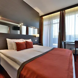 Hotel City Inn מלון
